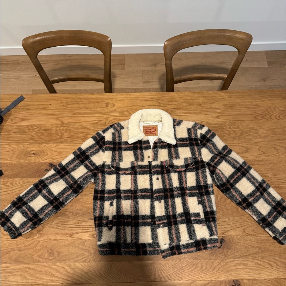 Levis Sherpa jacket